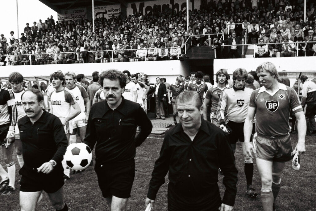 Fußball: Freundschaftsspiel Viktoria Aschaffenburg- Hamburger SV, 26.7.1981