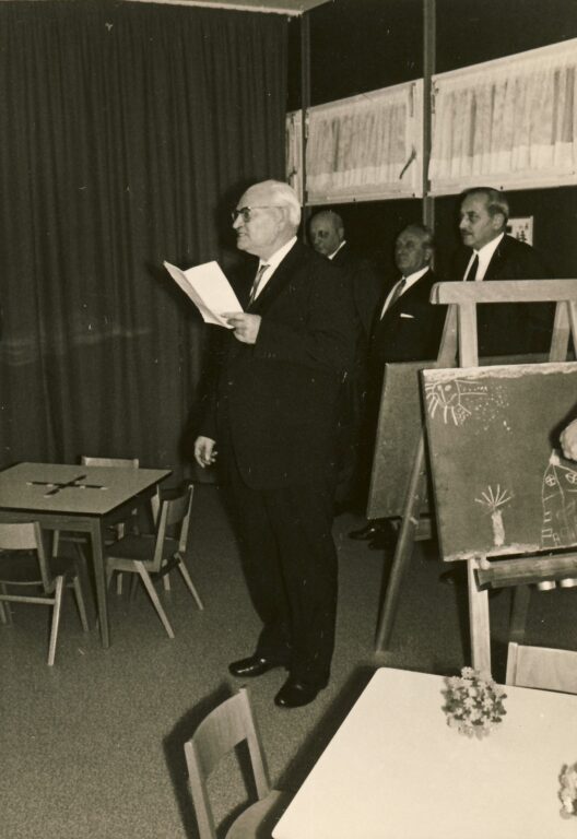 Segnung des Neubaus der ehemaligen Kleiderfabrik Weidenmann